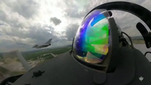 Fransız jetleri 11 Rus uçağıyla karşı karşıya geldi! İşte o anlar
