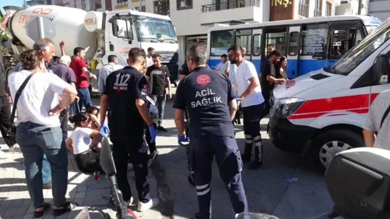 Freni boşalan minibüs dehşet saçtı: 7 yaralı