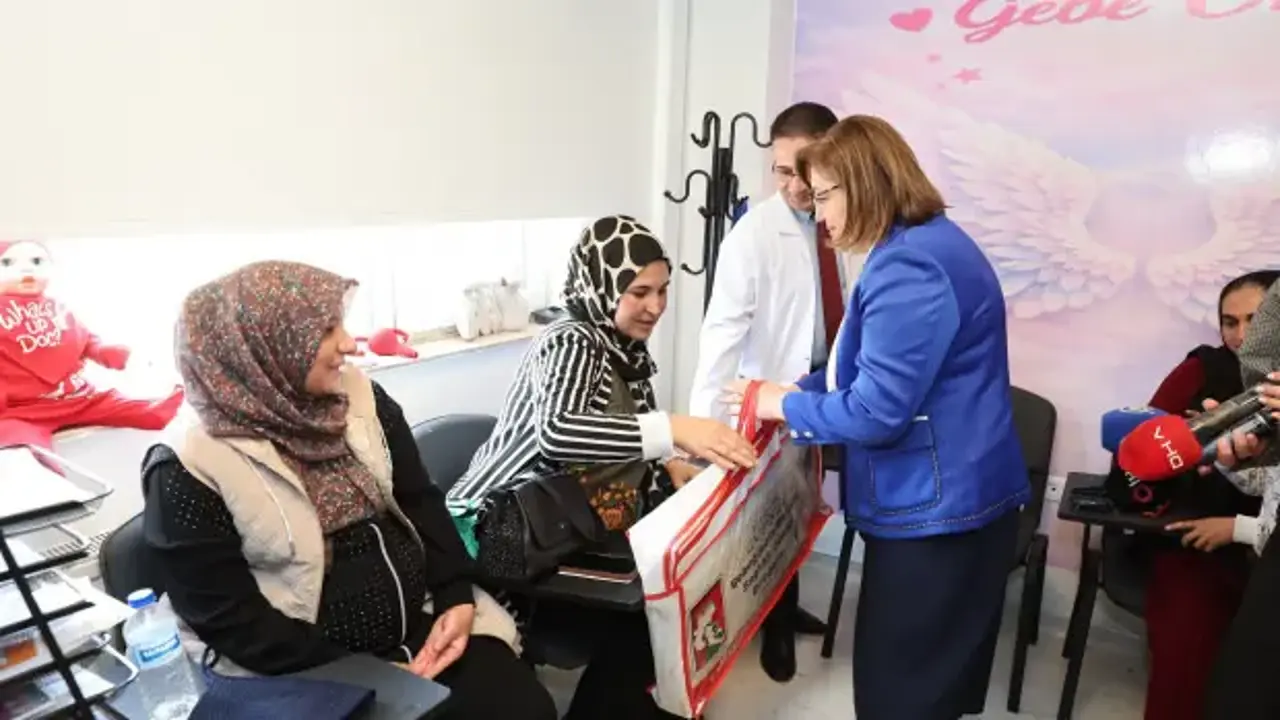 Gaziantep Büyükşehir Belediyesinden anne adaylarına destek: Gebelik okulu açıldı