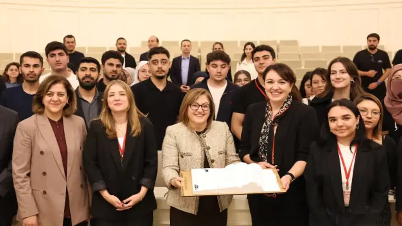 Gaziantep'in dev projeleri genç mimarlar için açık hava dersliğine dönüştü