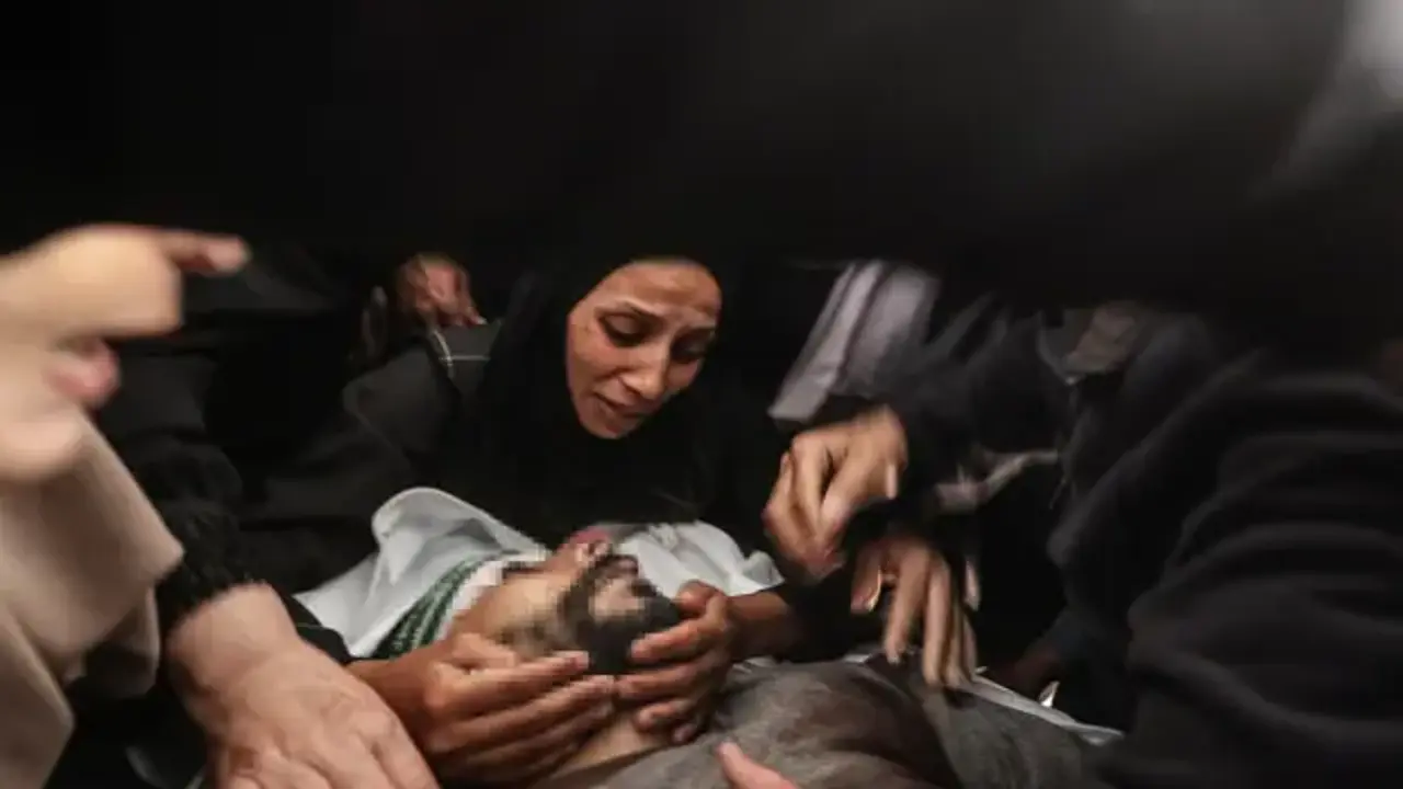 Gazze'de can kaybı 72 bin 560'a yükseldi