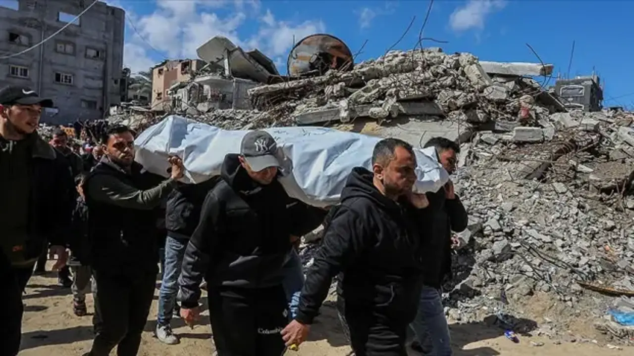 Gazze’de can kaybı 72 bin 736’ya yükseldi