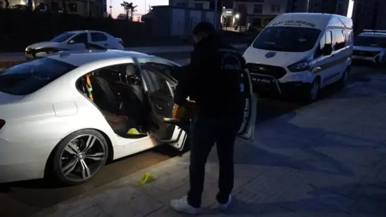 Genç sevgililerin tartışması hastanede bitti