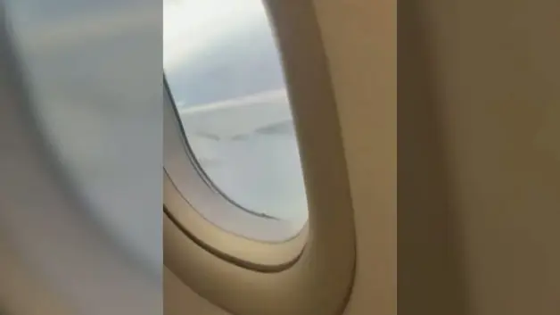 Gökyüzünde dehşet anları: Fırtınaya yakalanan uçakta büyük panik!