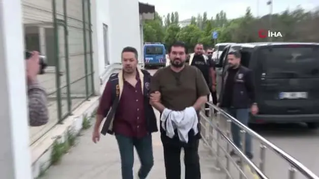 Gözaltına alınan Rasim Ozan Kütahyalı Adana’ya getirildi