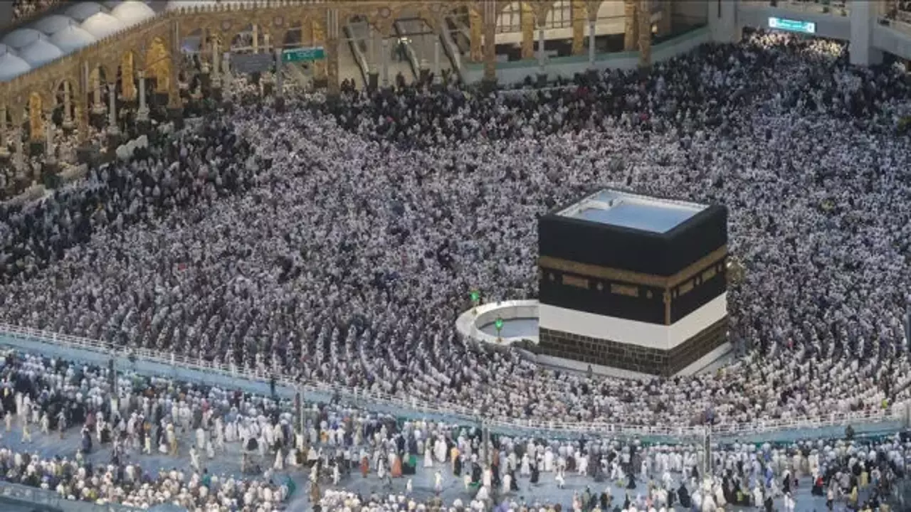 Hac yolcularına savaş tedbiri! Diyanet'ten ücret iade garantisi