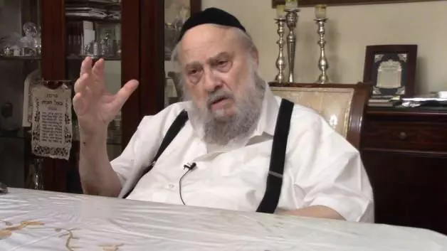Haham Mendel Kessin'den Trump'a İran öfkesi: Tanrı onunla konuşuyor ama mesajı okuyamıyor!