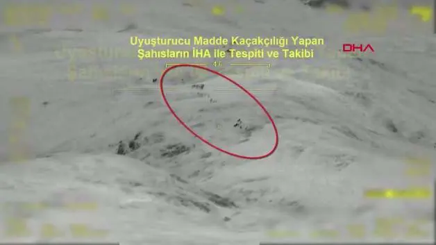 Havadan JİHA takip etti, karadan jandarma bastı: 253 kilo esrar yakalandı!