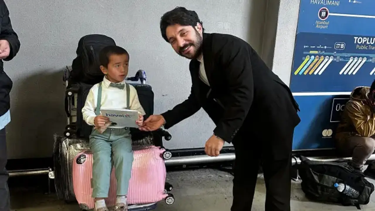 Havaist'ten 23 Nisan'a özel sürpriz: Minik yolculara boyama kitabı hediyesi