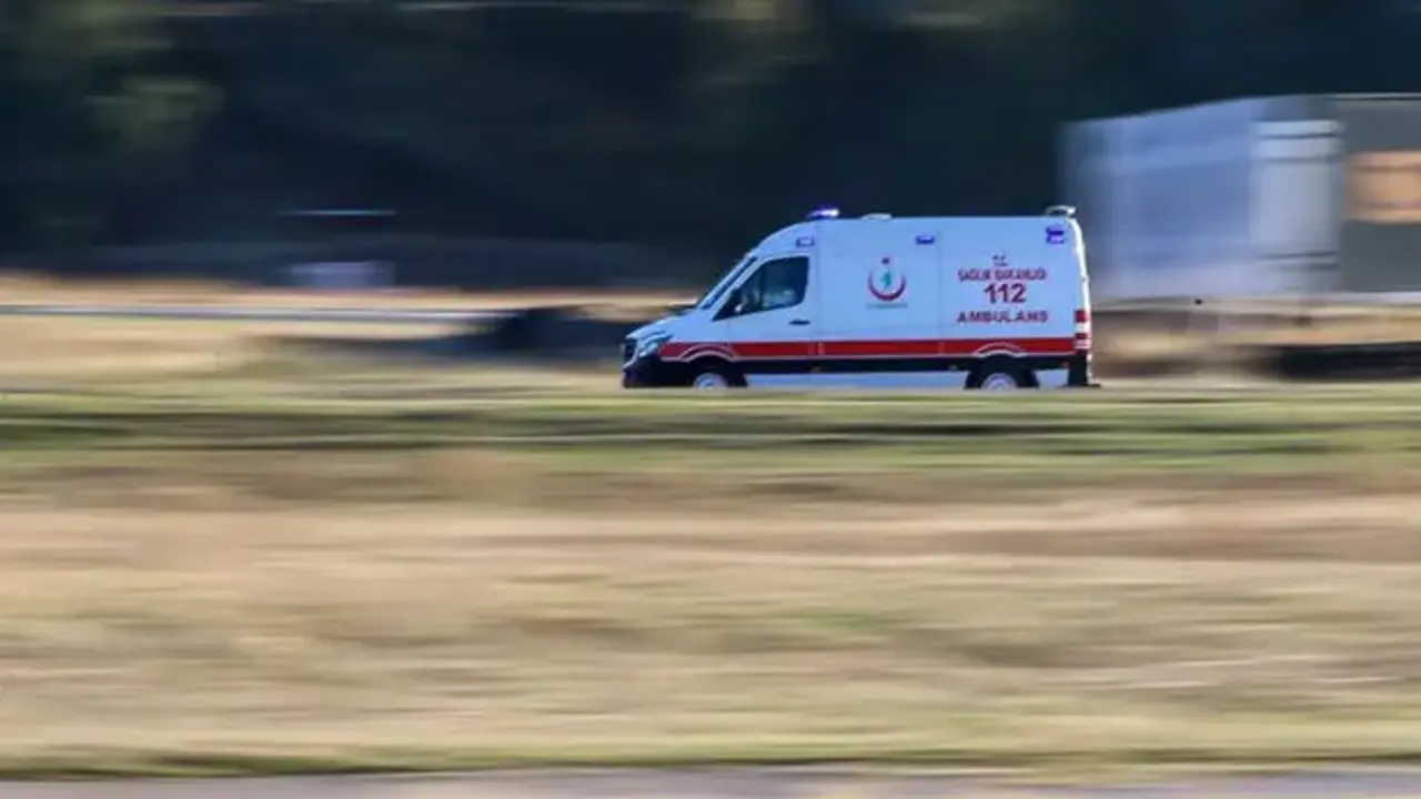 Havuza düşen bebek hayatını kaybetti! Ambulansı takip eden baba eşini ezdi