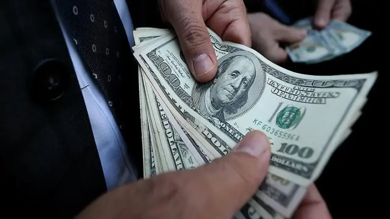 HSBC'den korkutan dolar senaryosu: 'Patlayıcı' yükseliş bekleniyor! Tarih açıklandı