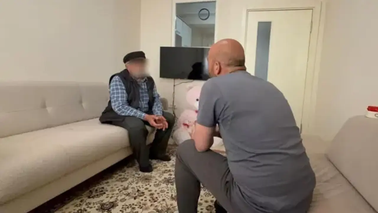 IBAN'ları arkadaşıyla paylaştı, babasıyla hapis yattı!