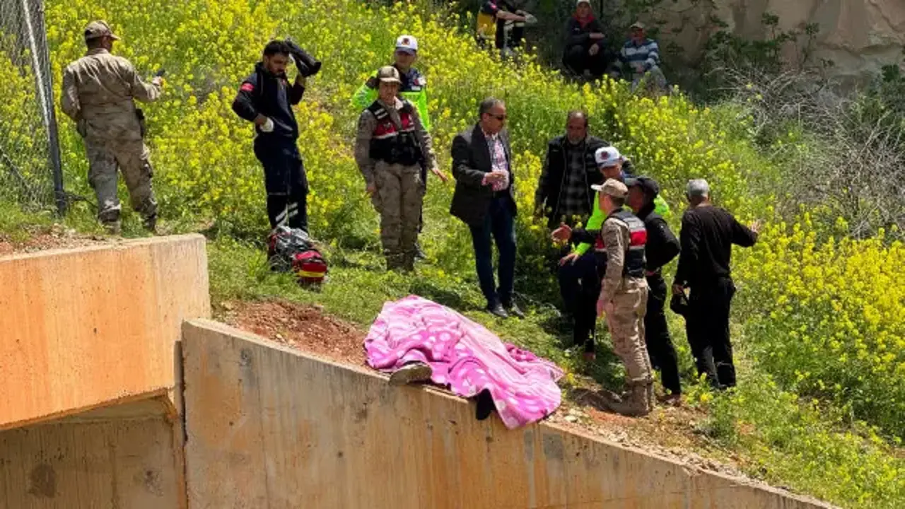 İki gündür kayıp olan çocuk menfezde ölü bulundu