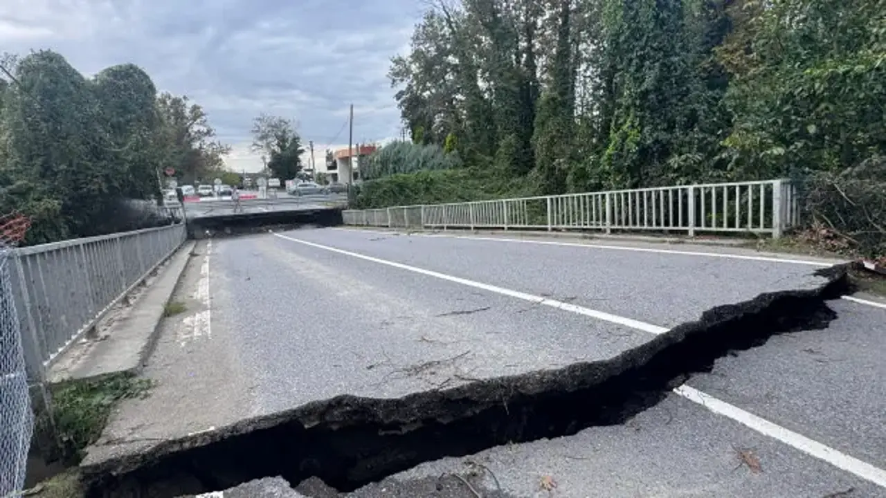İki il arasındaki köprü yıkıldı: Yeni güzergah oluşturuldu!