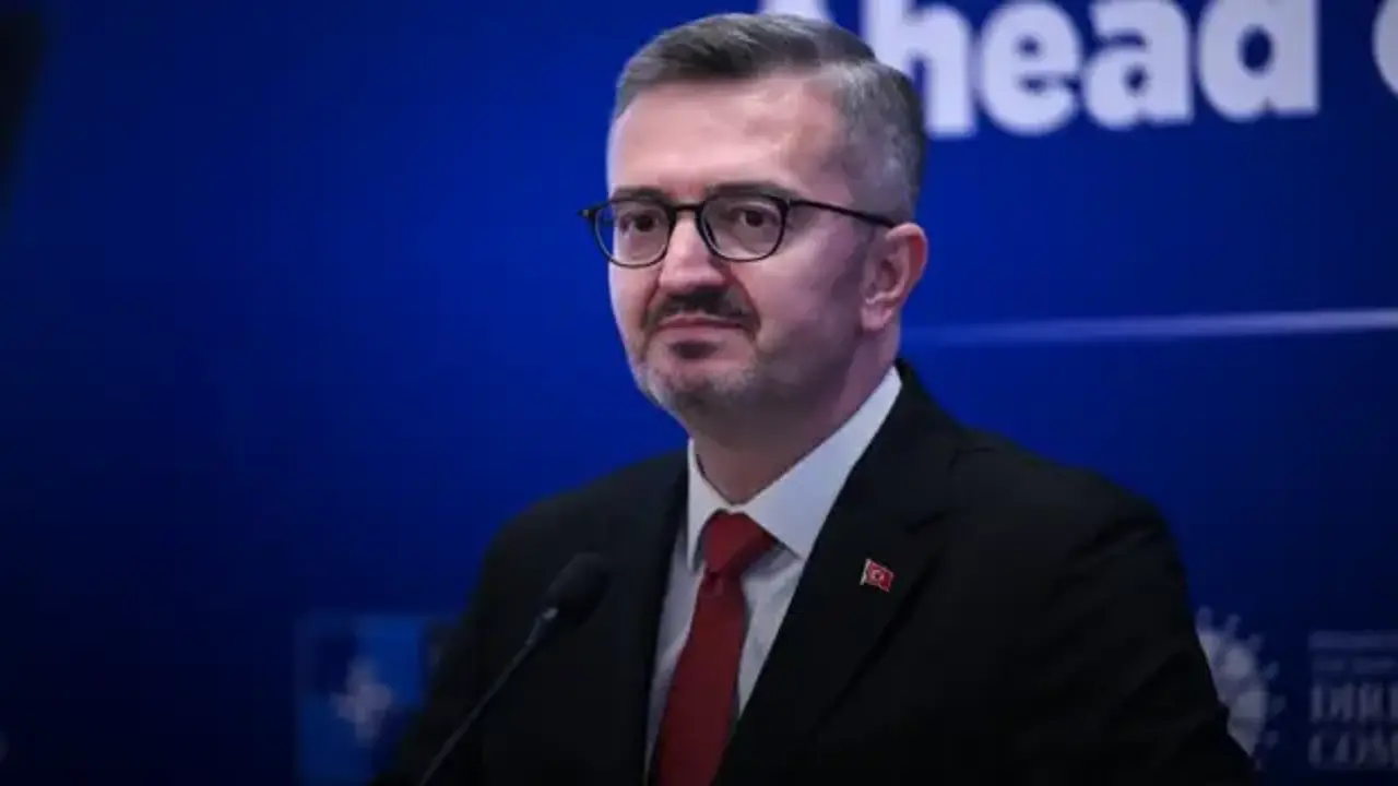 İletişim Başkanı Duran'dan uluslararası basına şeffaflık ve dostluk mesajı