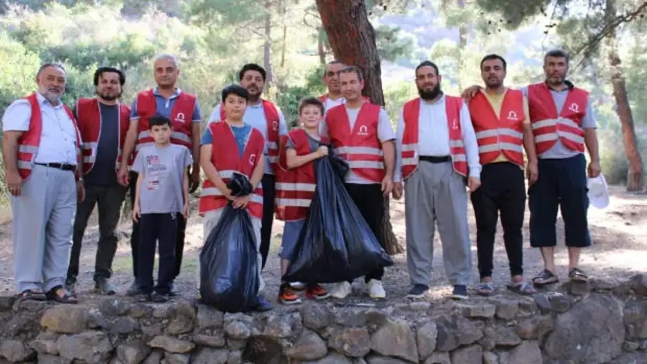 İmam hatiplilerden orman temizliği seferberliği