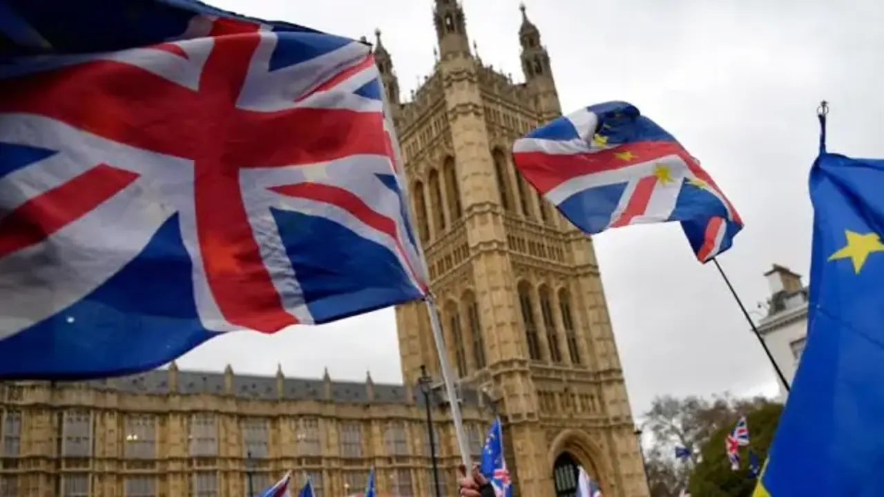 İngiltere'de yerel seçimlerin ilk sonuçlarında aşırı sağcı Reform UK Partisi öne çıktı