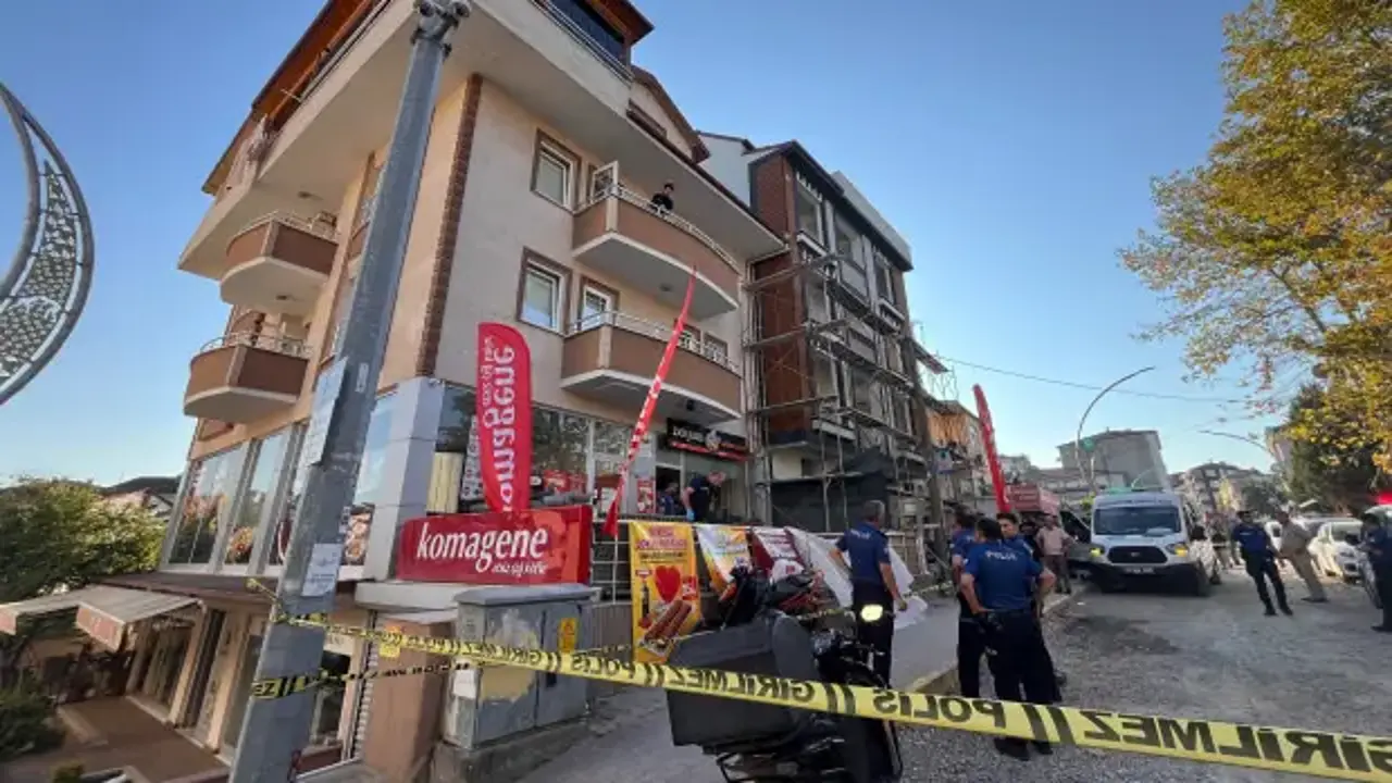 İnşaat iskelesinden düşen işçi öldü
