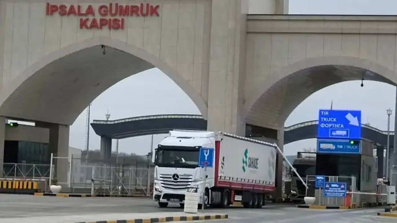 İpsala'da rüşvet operasyonu: 20 gümrük memuru gözaltında