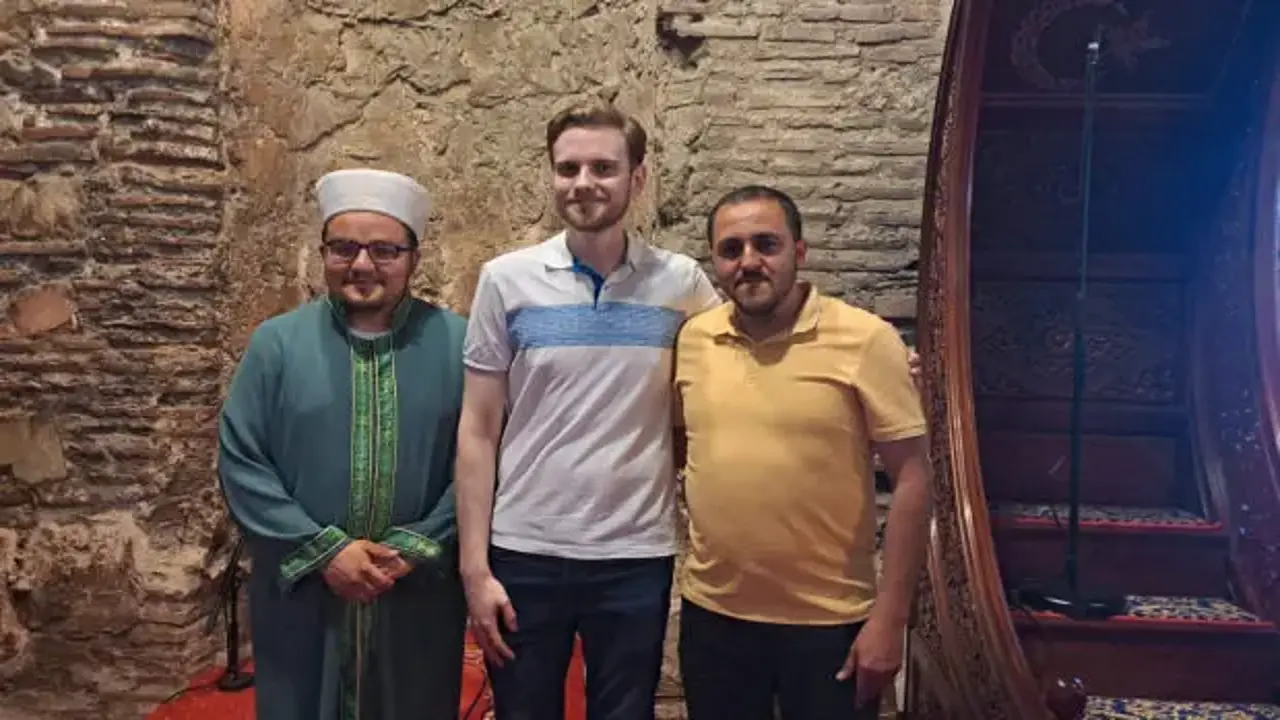 İspanyol Juan, İznik Ayasofya Camii’nde Müslüman oldu