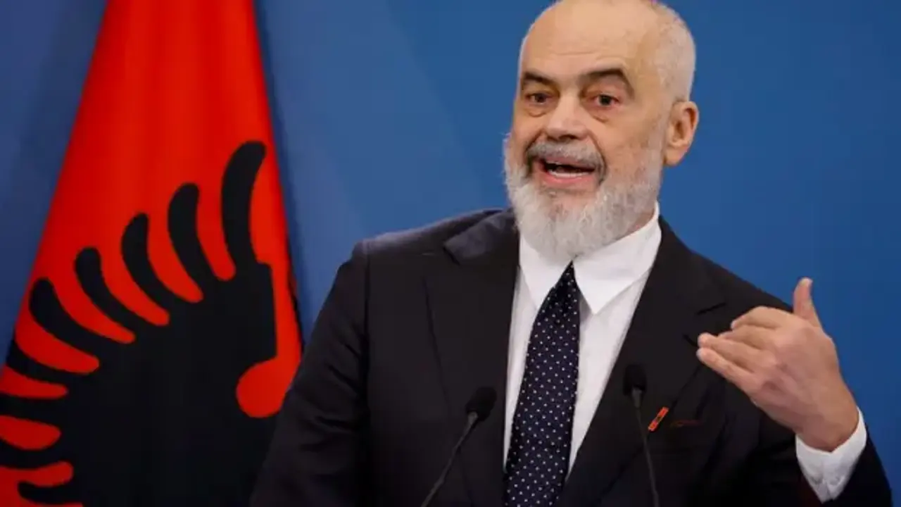 İsrail Arnavutluk ordusunu eğitecek