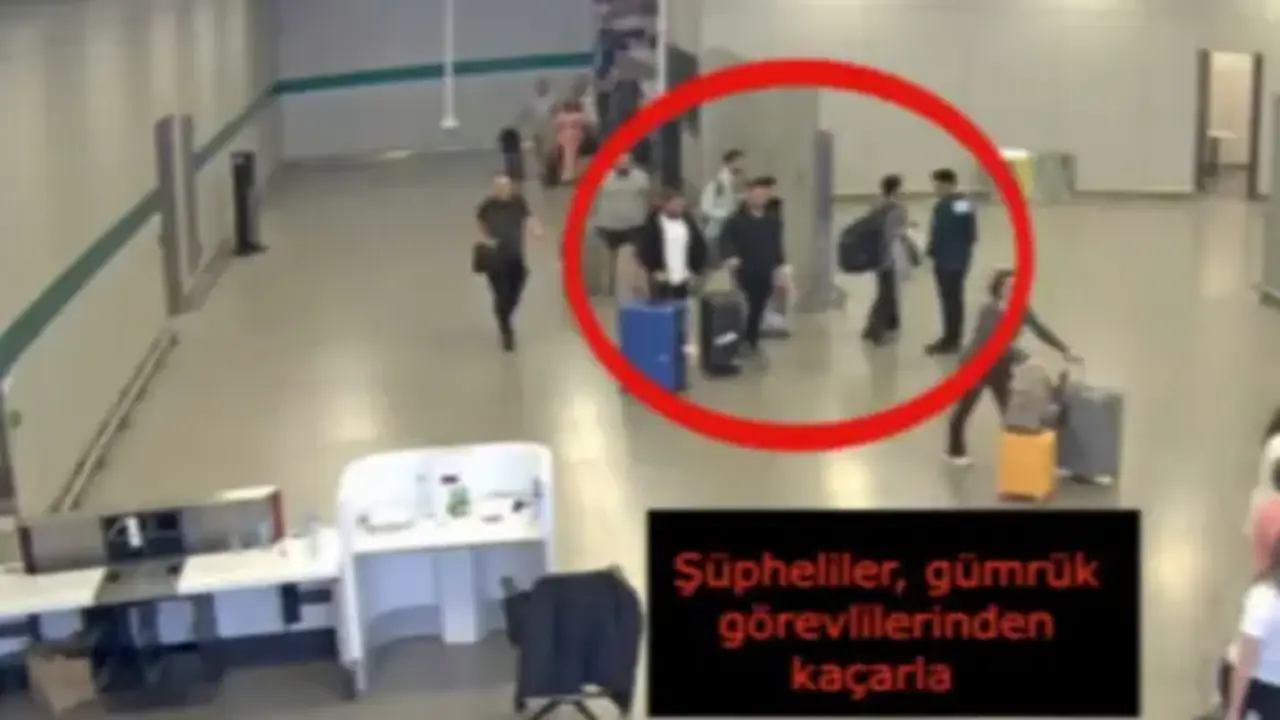 İstanbul Havalimanı'nda İran uyruklu 2 yolcuda 8 kilogram uyuşturucu ele geçirildi