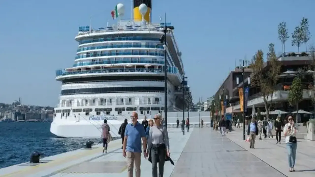 İstanbul kruvaziyerde rekora koşuyor! Yeni hedef 1 milyon yolcu