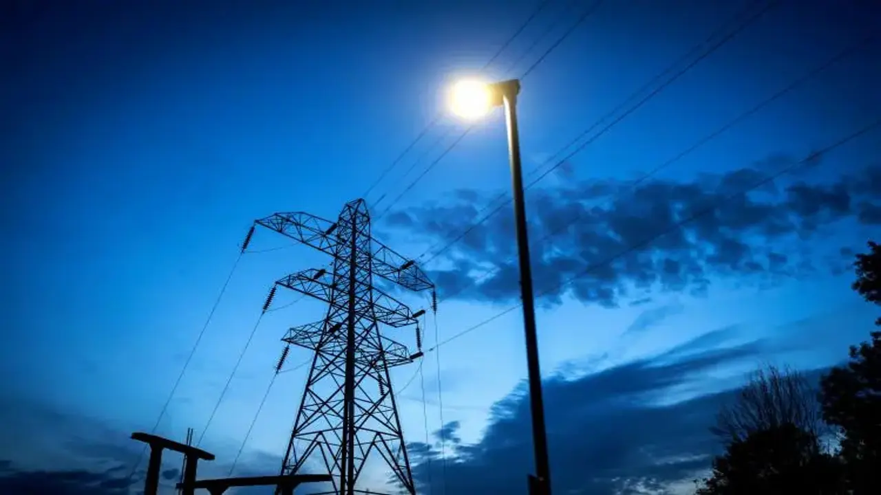 İstanbul'da elektrikler kesilecek! Uzun süre gelmeyecek! İlçe ilçe uyarı yapıldı