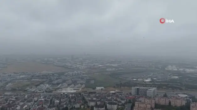 İstanbul’da yaz günü kış havası: Leylekler göç yolunda