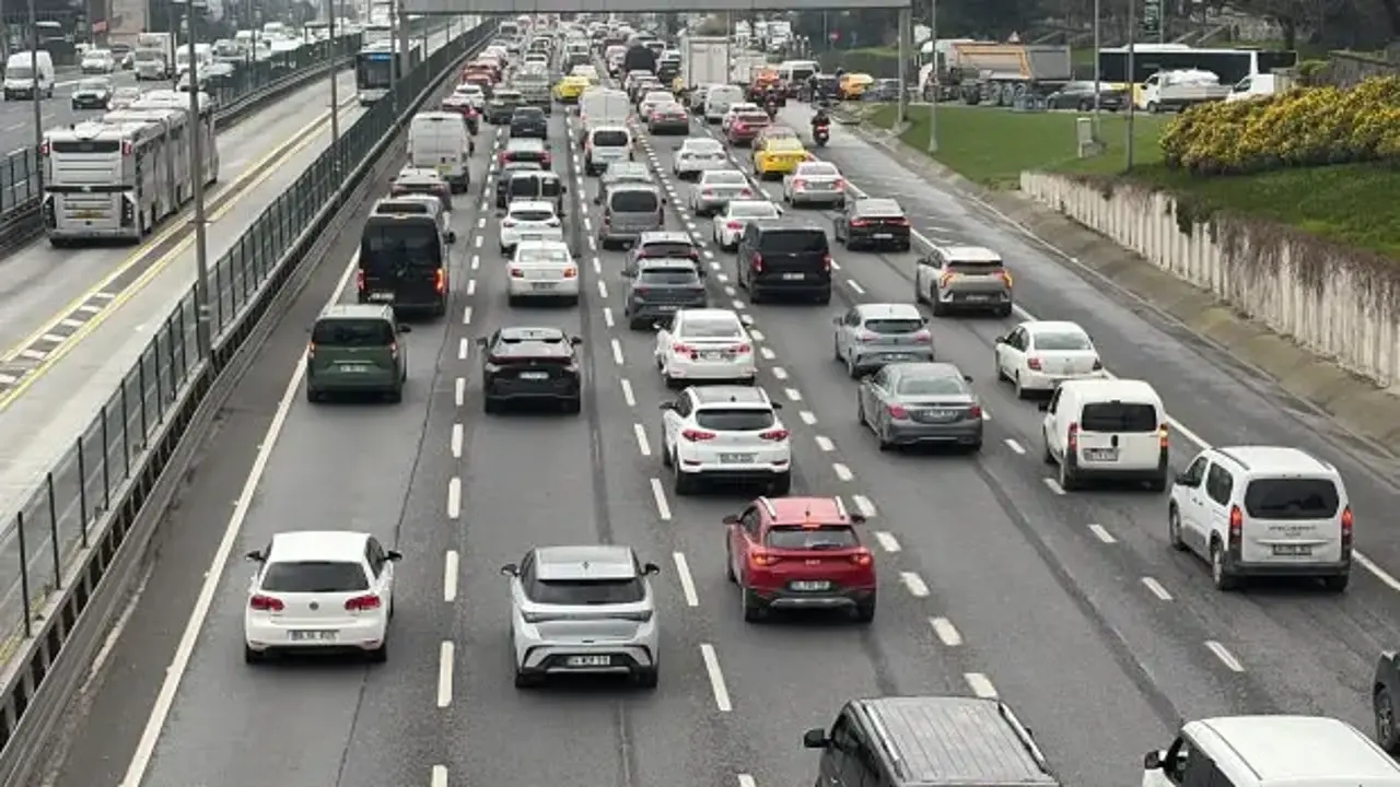 İstanbullular dikkat! Yarın bazı yollar trafiğe kapatılacak