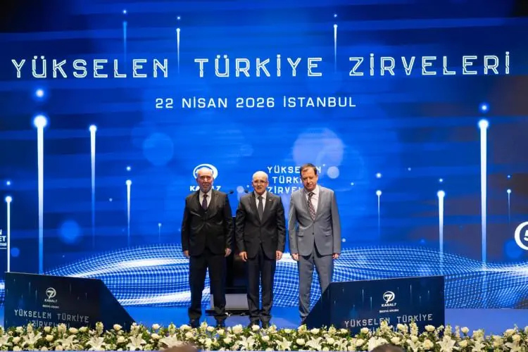 İşte Kanal 7 Medya Grubu tarafından düzenlenen 'Yükselen Türkiye Zirveleri'nden kareler!