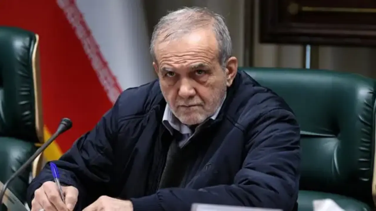 İstifa edeceği söyleniyordu! Pezeşkiyan sessizliğini bozdu!