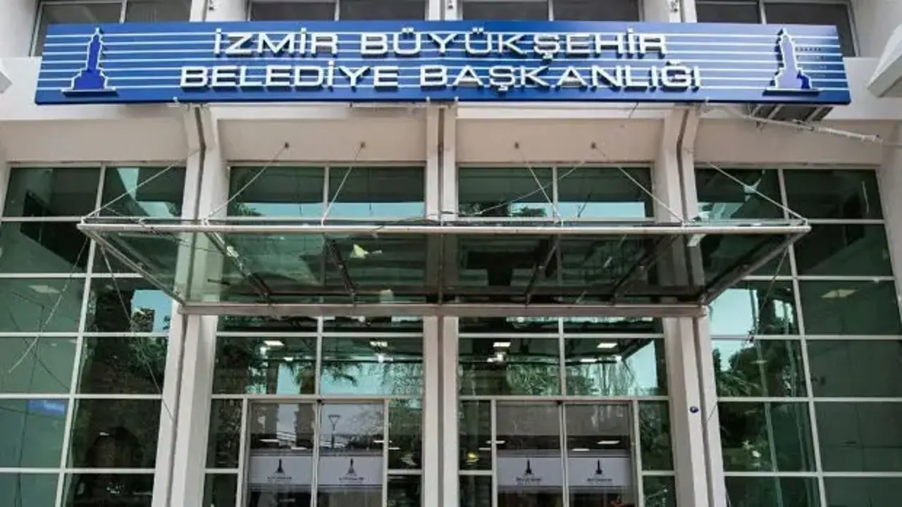 İzmir'de belediye şirketi İzdoğa'ya operasyon: 5 gözaltı