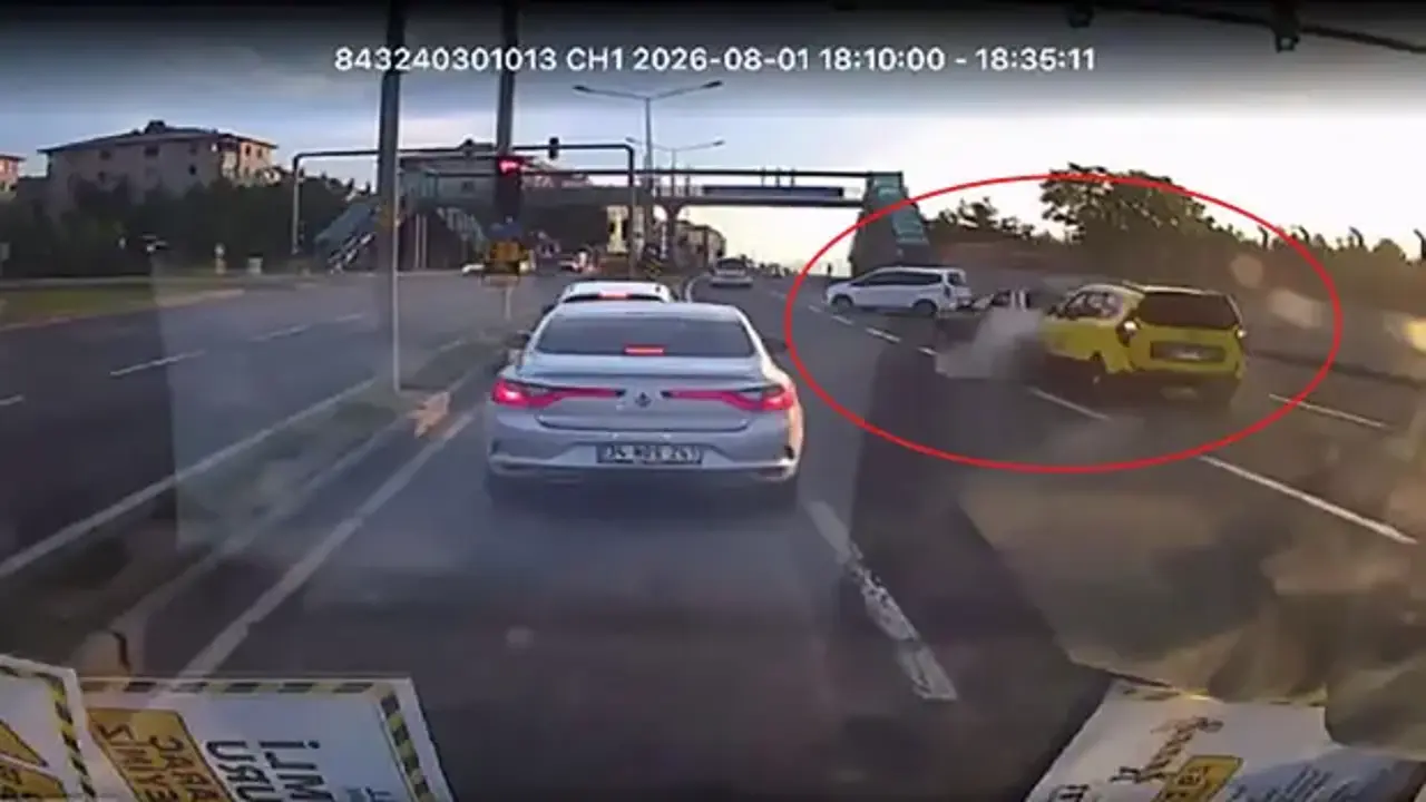 Kaçırdığı sapağa dönmek isterken zincirleme kazaya yol açtı