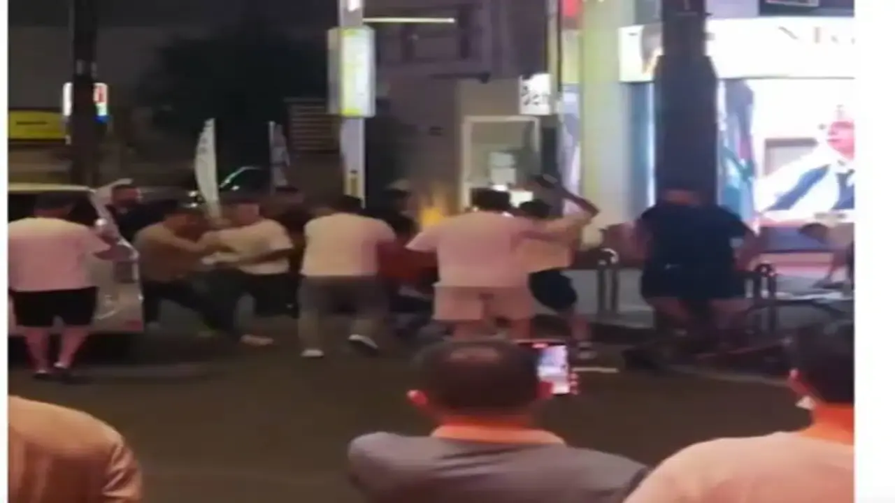 Karslı ve Ordulu aileler Japonya’yı karıştırdı: Sopalar havada uçuştu