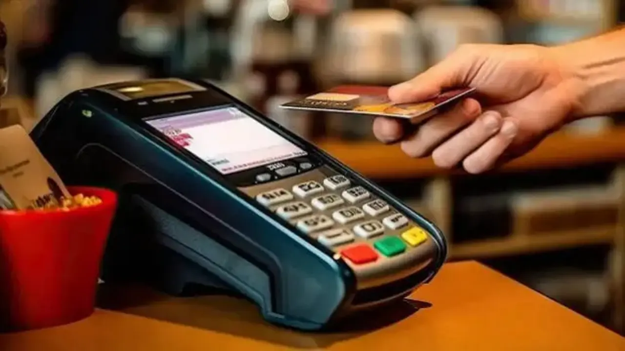 Kartlı ödemeler eylülde 3 trilyon liraya yaklaştı