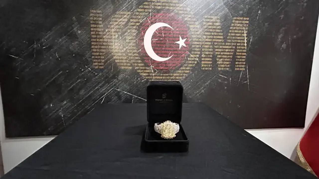 Kaşıkçı Elmasından 1 gram hafif! Değeri dudak uçuklatıyor: Kapalıçarşı'da yakalandı