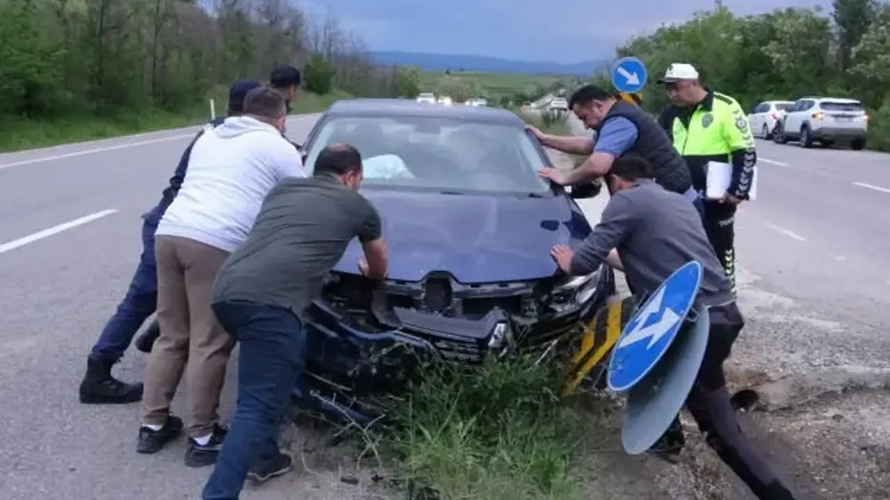 Kastamonu’da üç araç çarpıştı: 5 yaralı