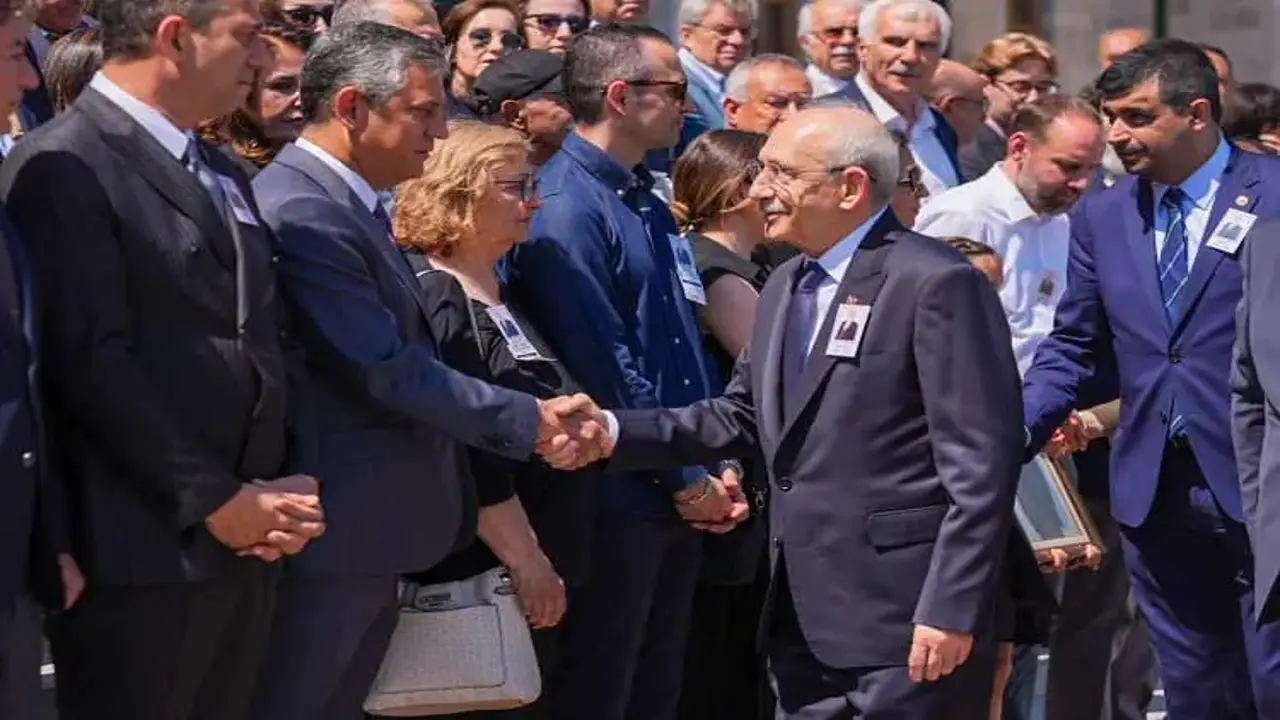 Kemal Kılıçdaroğlu ve Özgür Özel, mutlak butlan sonrasında bir arada