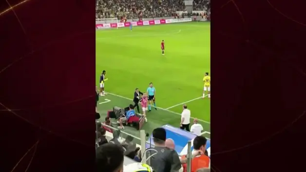 Kerem Aktürkoğlu saha kenarında gerildi: Gençlerbirliği maçında kulübeyle tartıştı