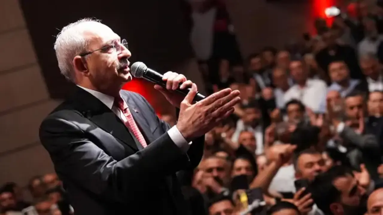 Kılıçdaroğlu son hamlesini yaptı! 2 isim tabeladan kaldırıldı, odaları boşaltıldı...