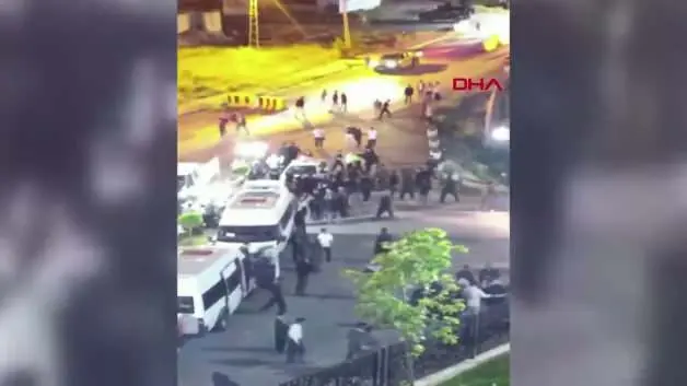 Kına gecesinde 2 aile arasında kavga; 8 yaralı