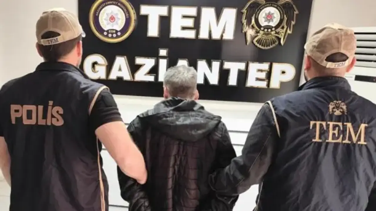 Kırmızı bültenle aranan 2 DEAŞ üyesi Gaziantep'te yakalandı