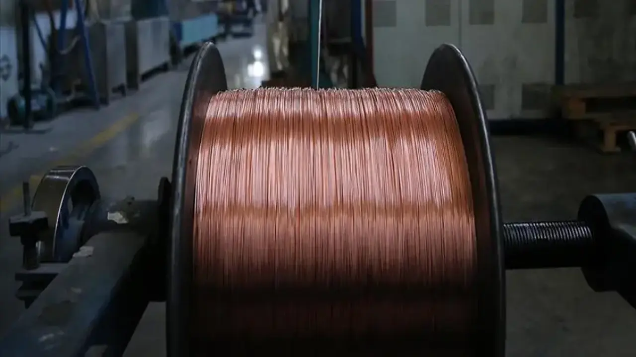 Kırmızı metalde küresel arz krizi alarmı! İki süper güç arasında kapışma kızıştı