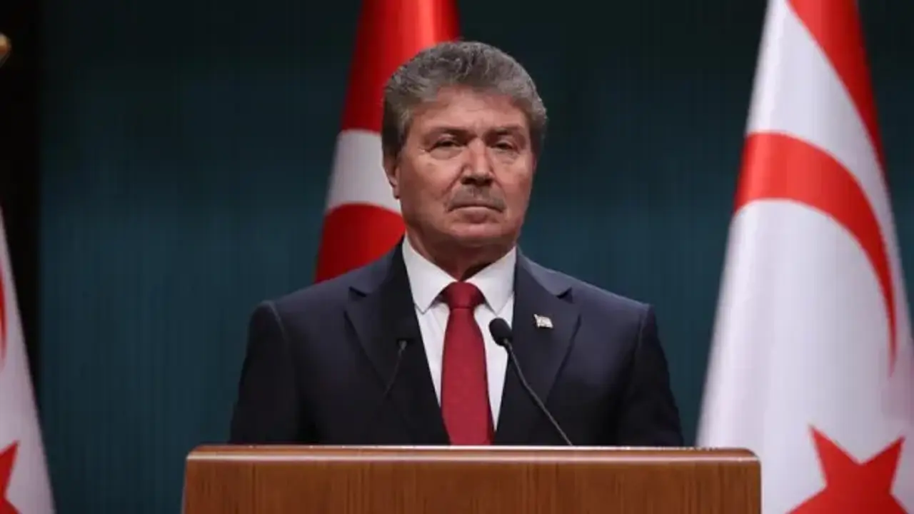 KKTC Başbakanı: Ne toprak veriyoruz, ne vatanımızdan vazgeçiyoruz