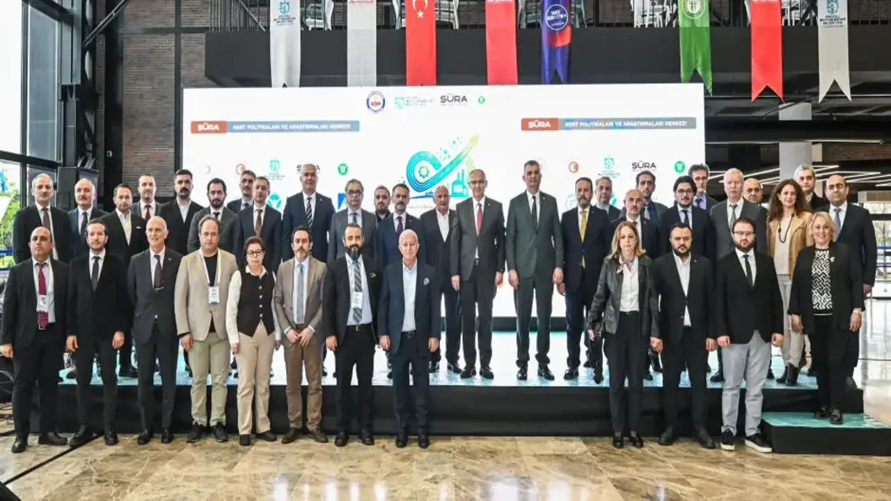Kocaeli’de sanayinin geleceği konuşuldu: OSB’ler için dönüşüm yol haritası hazırlanıyor