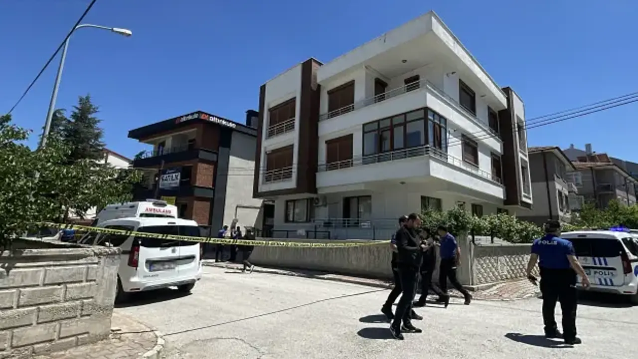 Konya'da aile dehşeti: Anne ve babasını öldürdü!