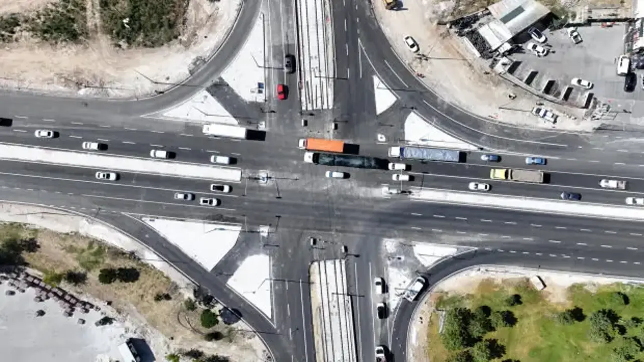 Konya'da dev ulaşım hamlesi! 15 milyon liralık yol trafiğe açıldı