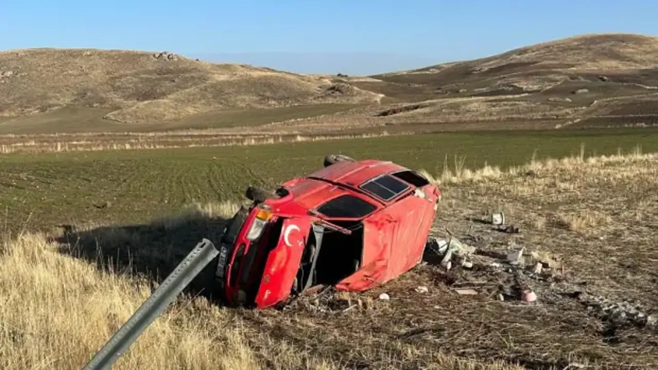 Konya'da işçi servisi şarampole devrildi! 6 yaralı