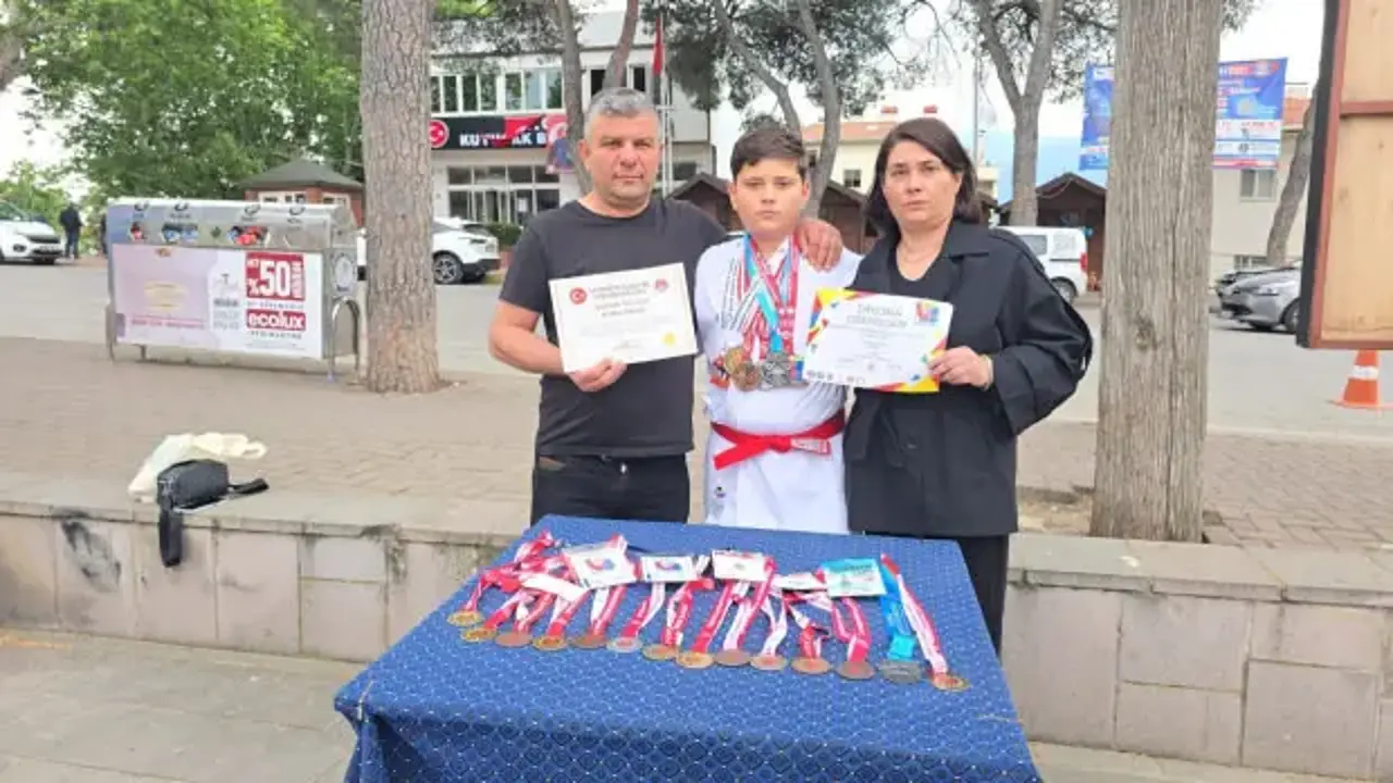 Kuyucak'ta skandal iddia! CHP'li Başkan öfkesini 13 yaşındaki milli sporcudan çıkardı